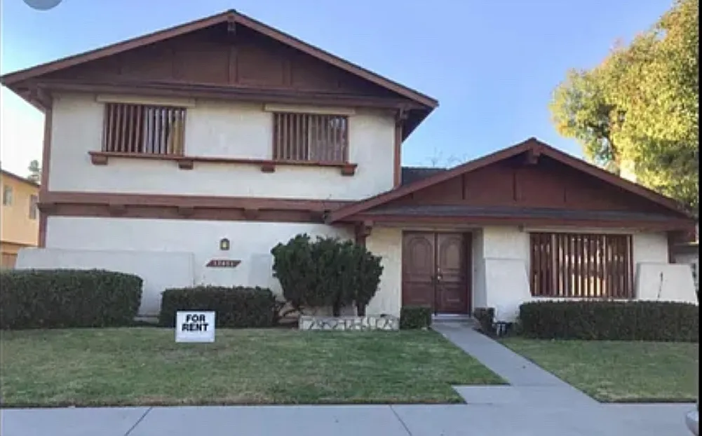 17951 Baron Cir — Photo 1