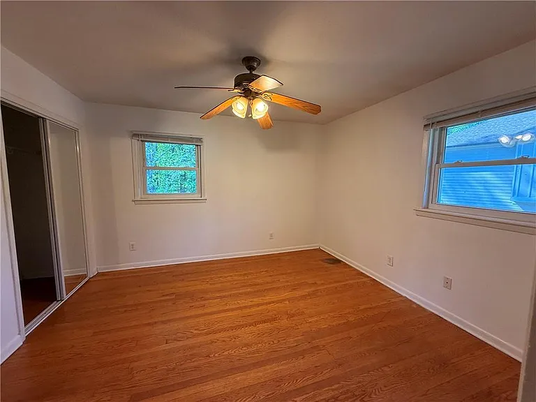 1395 Siesta Ln — Photo 14