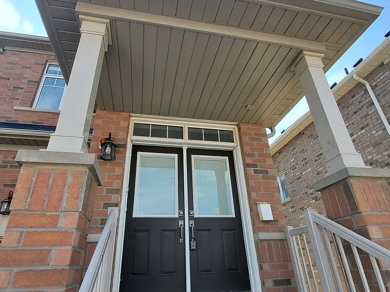 593 Remembrance Rd #UPPER — Photo 3