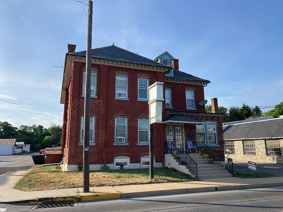 100 E State St #6
