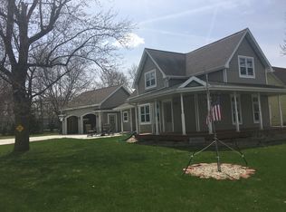 1578 Day St, Greenleaf, WI 54126