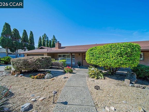 2nd image of 5852 Olinda Rd
