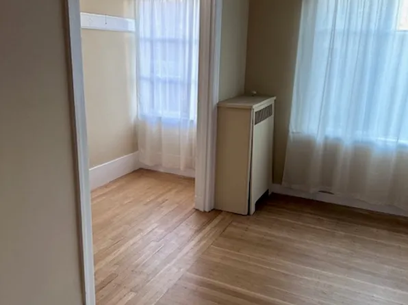160 17th St APT 305, Oakland, CA 94612