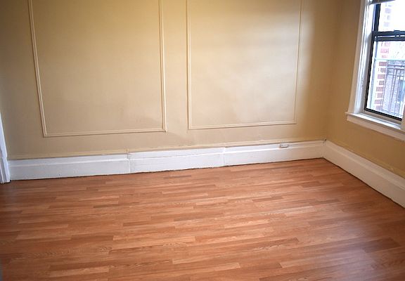 3rd image of 30-40 32nd St #5F