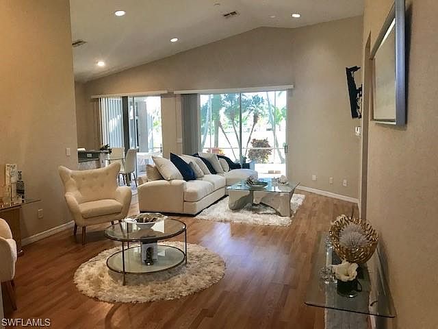 1st image of 131 Glen Eagle Cir