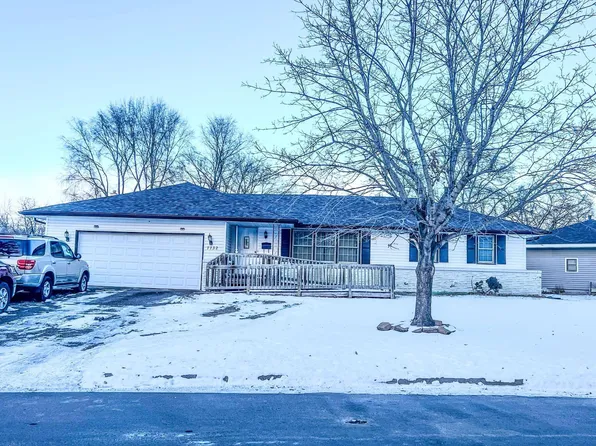 7732 Perry Ave N, Brooklyn Park, MN 55443