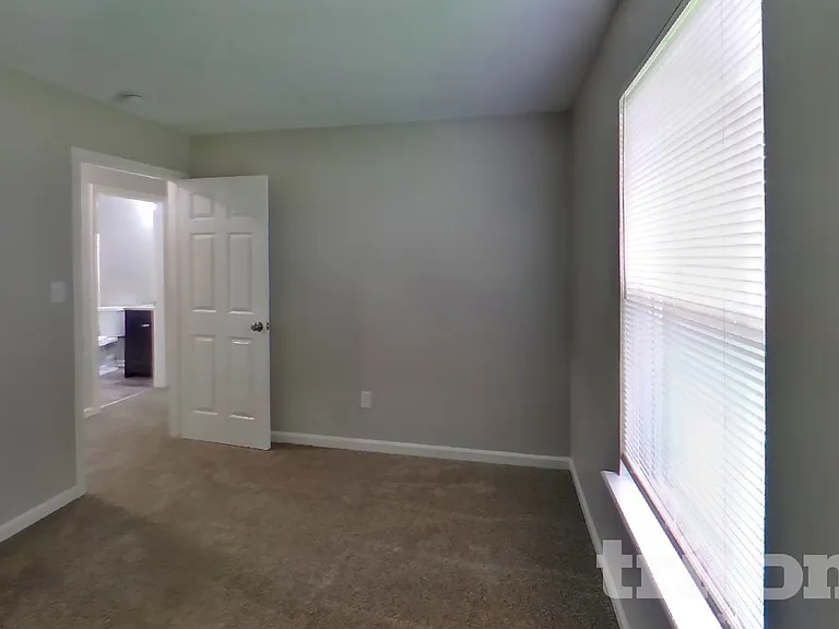 4020 Waterfield Dr — Photo 12