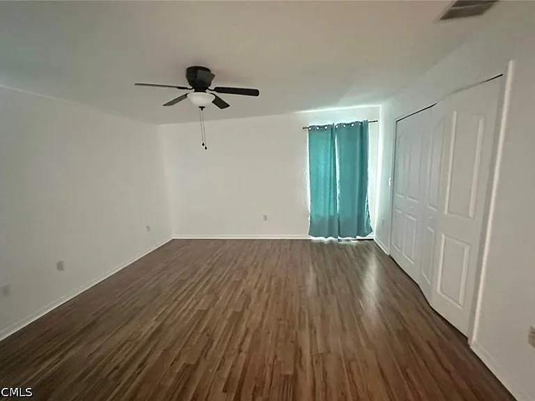 2115 NW 19th Ave — Photo 15