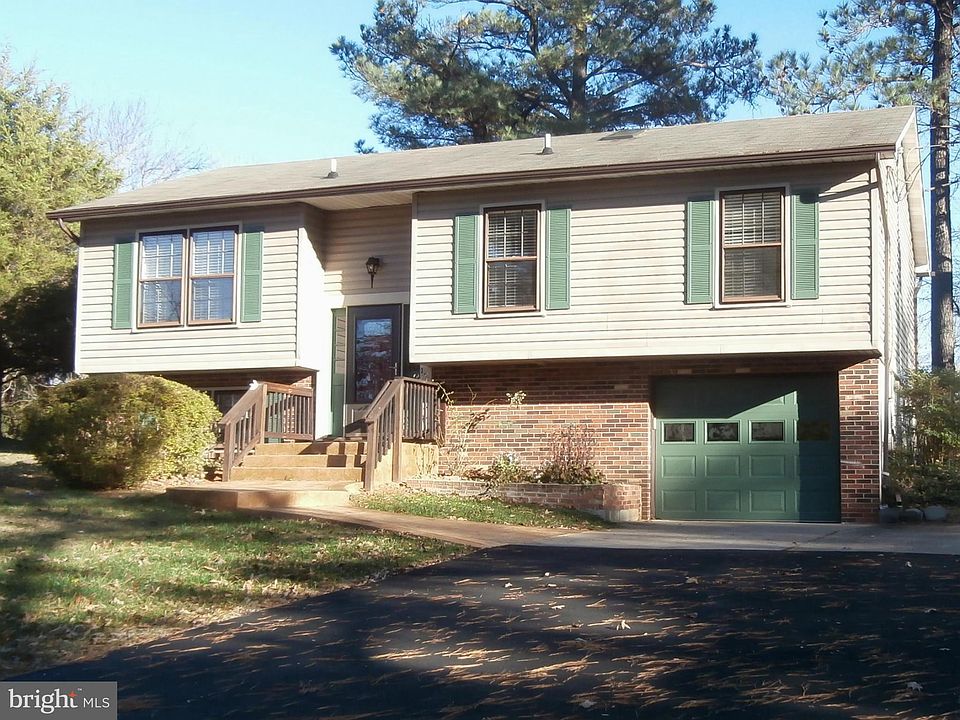 1st image of 61 Mockingbird Ln
