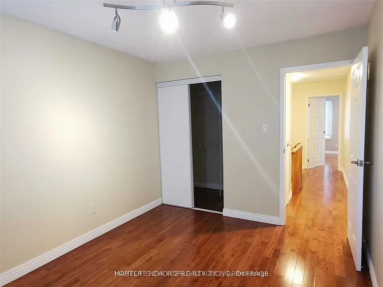 209 Winding Ln — Photo 12