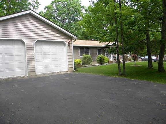 PAVED DRIVEWAY