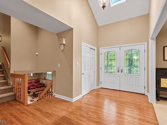 2nd image of 28 Underwood Road