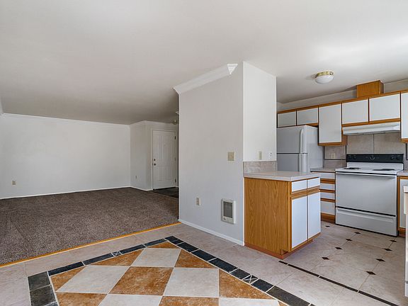 5th image of 1220 Fern St SW #9