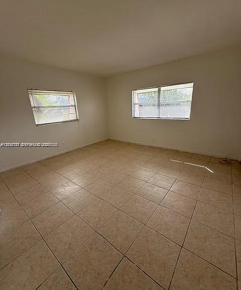 2010 NW 59th Way #1 — Photo 5