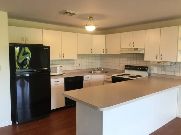 65 Valley St APT 5F, Medford, MA 02155