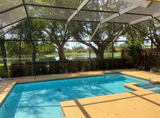 9419 SW 151st Ave, Miami, FL 33196