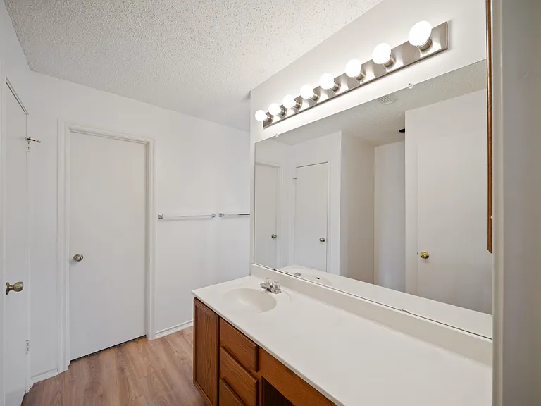 1688 Fir Cir — Photo 24