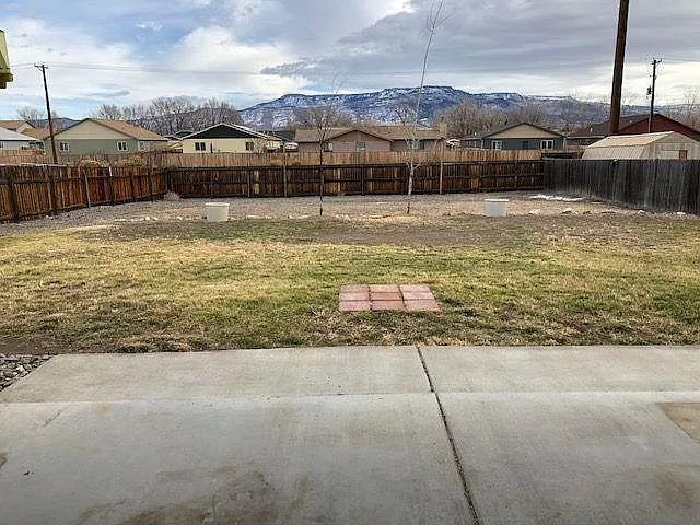 466 Cougar Run Ct — Photo 16