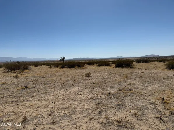 Vic Ave #M12-230, Lancaster, CA 93535