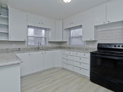 70 Coleman St, Springfield, MA, 01109