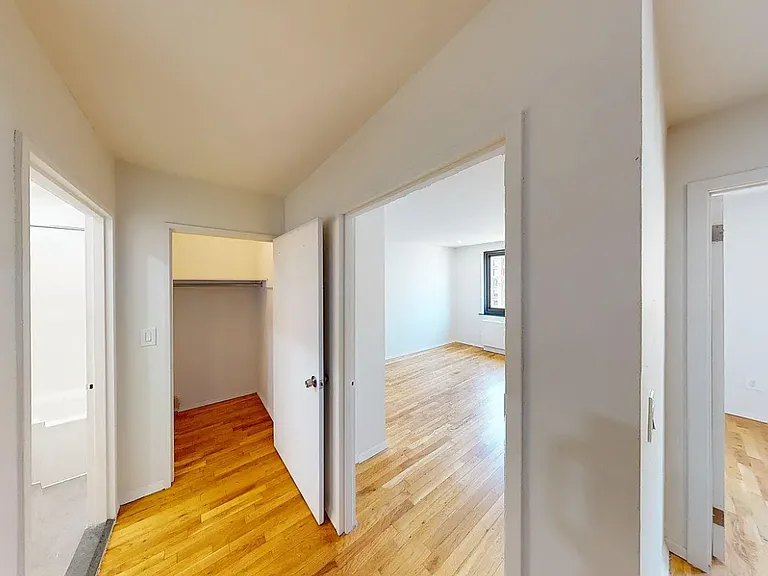 284 Mott St #4P — Photo 7