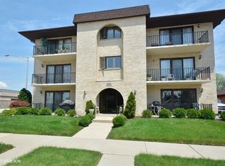 9551 Ridgeland Ave APT 1E, Oak Lawn, IL 60453