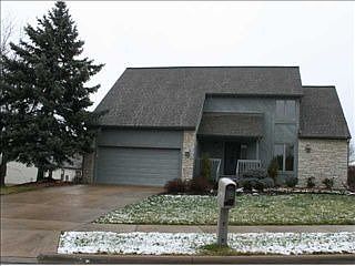 1st image of 942 Farrington Dr