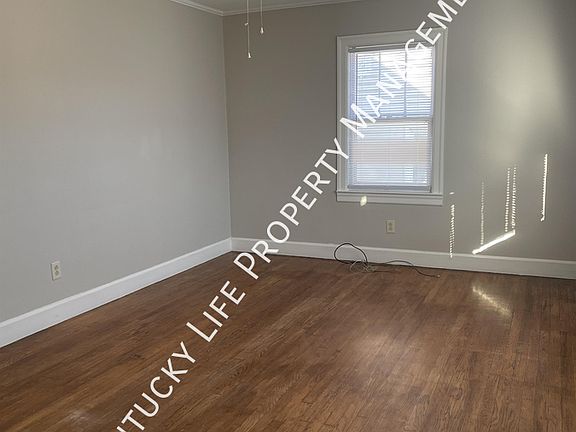 3rd image of 158 Northwood Dr