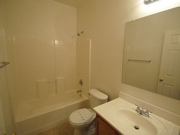 5th image of 13117 W Ventura St