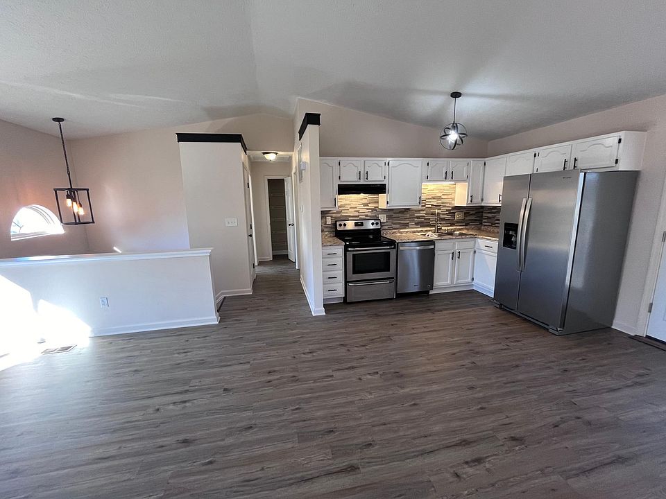 1st image of 3583 Mitten Dr