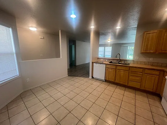 1813 W Dew Mist Dr — Photo 5
