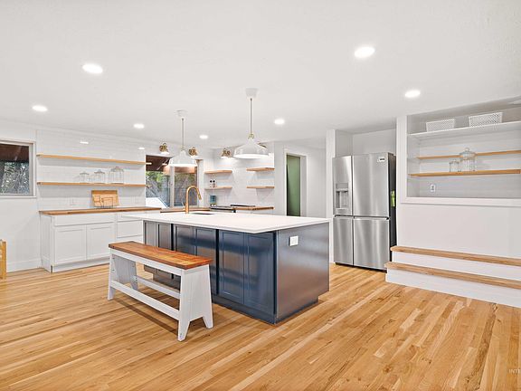5th image of 1244 N 650th Ln E