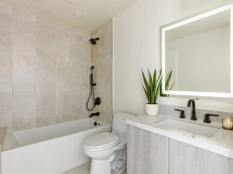 The Residences at Echo Park — Photo 34