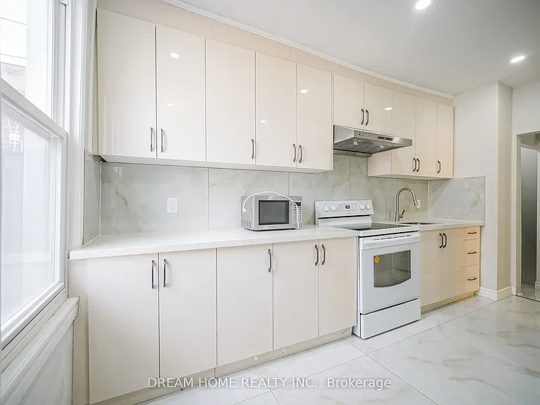 29 Glasgow St #BASEMENT — Photo 6