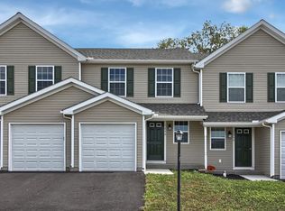 1440 Matthew Dr, York, PA 17404