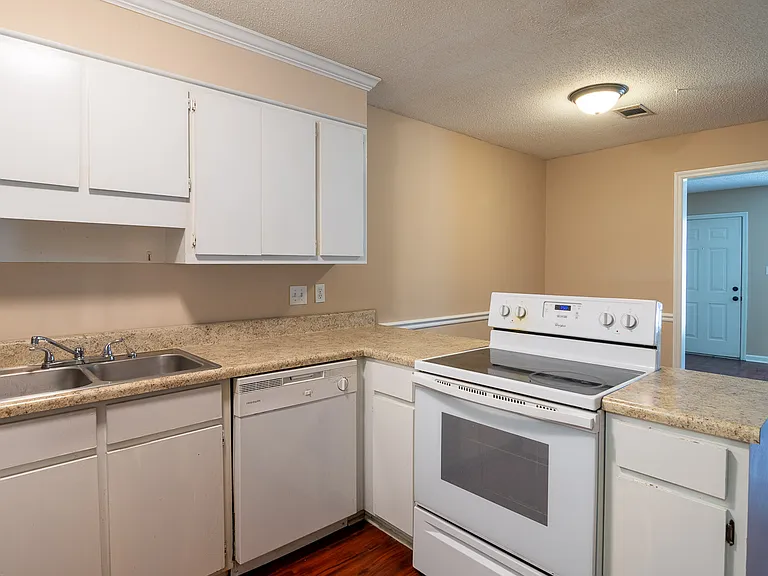 433 Evans Mill Dr #B — Photo 7