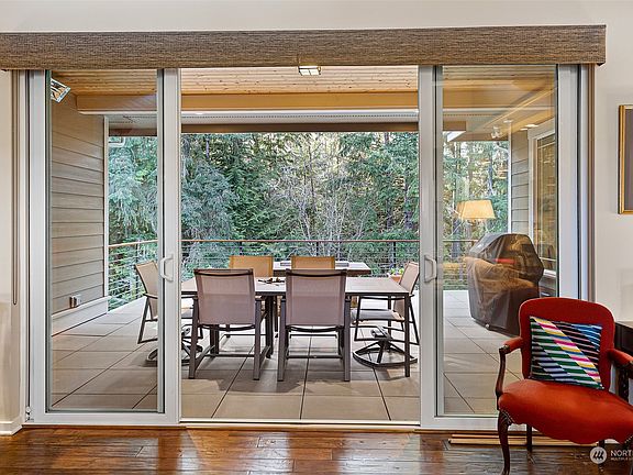 5th image of 13904 47th Avenue Ct NW