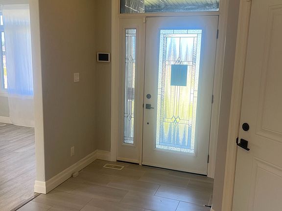 2nd image of 29 Gavin Cres