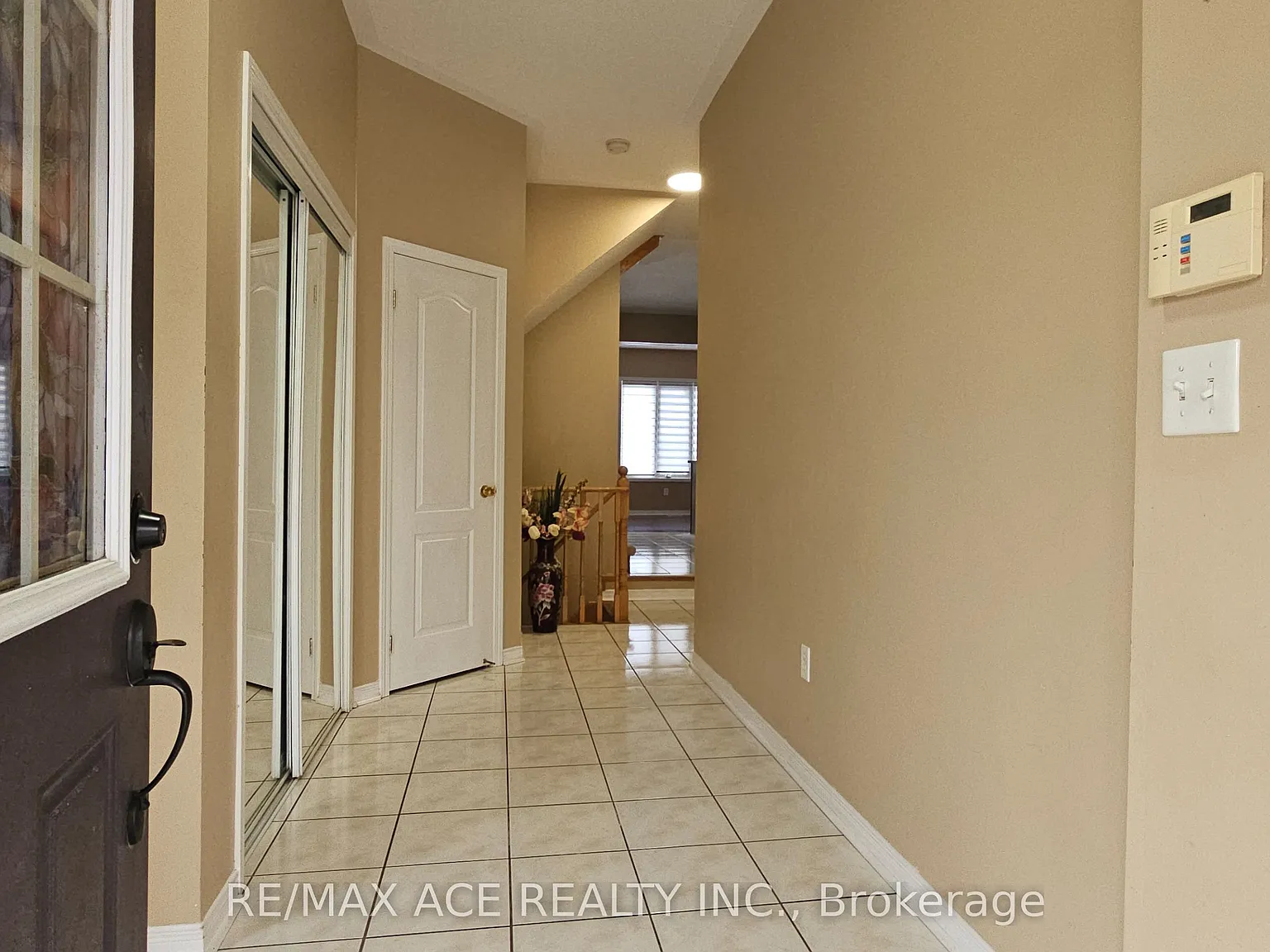 4 bed, $3,600 — Photo 4