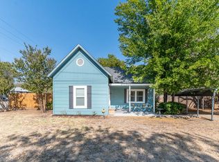 518 N Rusk St, Weatherford, TX 76086