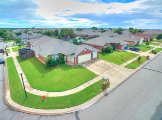 132 Dollina Ct, Norman, OK 73069