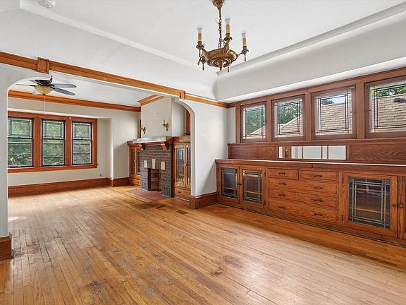 3rd image of 2605 N 49th STREET #2607
