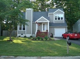 1508 Winters Hill Cir, North Chesterfield, VA 23236