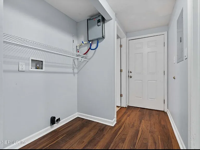 352 Golfair Blvd — Photo 15