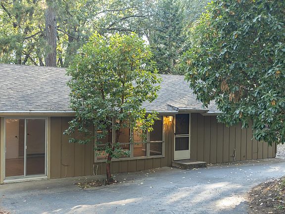 5th image of 12123 Cement Hill Rd
