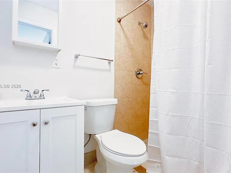 286 NW 39th St #288 — Photo 10