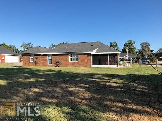 2nd image of 146 Dadford Dr