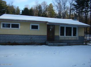 270 E River Dr, Lake Luzerne, NY 12846