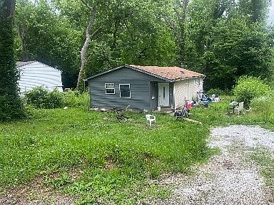 2nd image of 3214 E 35th St