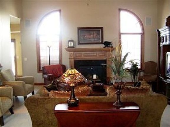 5th image of 4563 Huntington Woods